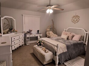 6000 S New Warrington Rd in Pensacola, FL - Building Photo - Building Photo