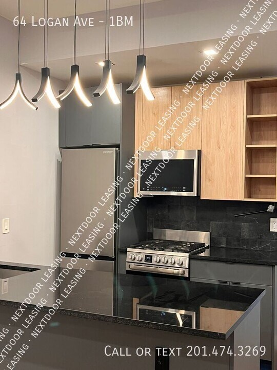 64 Logan Ave in Jersey City, NJ - Building Photo