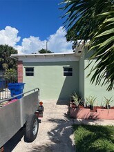 538 W 1st St in West Palm Beach, FL - Building Photo - Building Photo