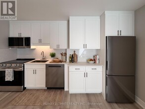 699 Balliol St in Toronto, ON - Building Photo - Building Photo