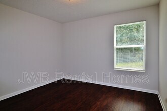 5631 Leslie Rd in Jacksonville, FL - Building Photo - Building Photo