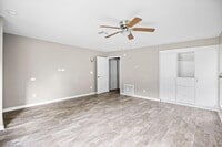 3408 Balboa Cir photo'