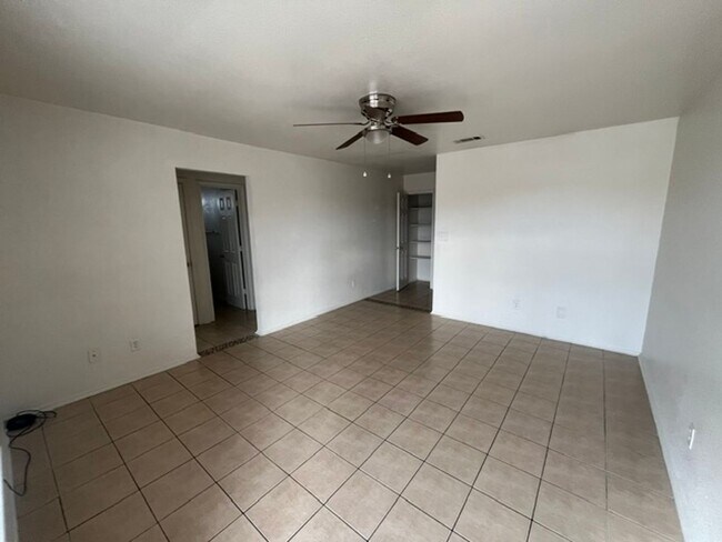 property at 3408 Barcelona Dr