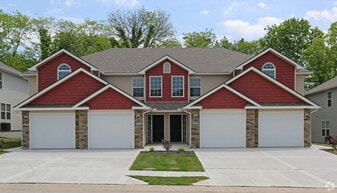 9540 N Baltimore Ave