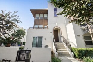 9212 Joshua Way in Downey, CA - Building Photo