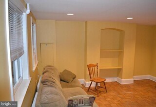 810 D St SE in Washington, DC - Building Photo - Building Photo