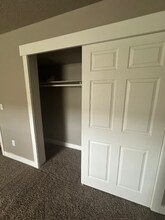 5353 Harvest Mill Dr in West Jordan, UT - Foto de edificio - Building Photo