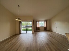 8156 NW 15th Manor in Plantation, FL - Building Photo - Building Photo