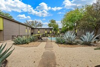 Hidden Gardens in Austin, TX - Foto de edificio - Building Photo