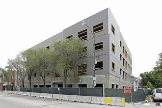 Milwaukee Avenue Apartments in Chicago, IL - Building Photo - Building Photo