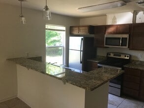 4414 30 1/2 St-Unit -4414 30 1/2 Street # A in Gulfport, MS - Building Photo - Building Photo