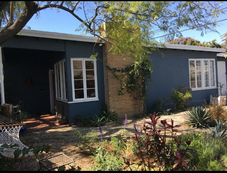 5060 W 12th St in Los Angeles, CA - Building Photo