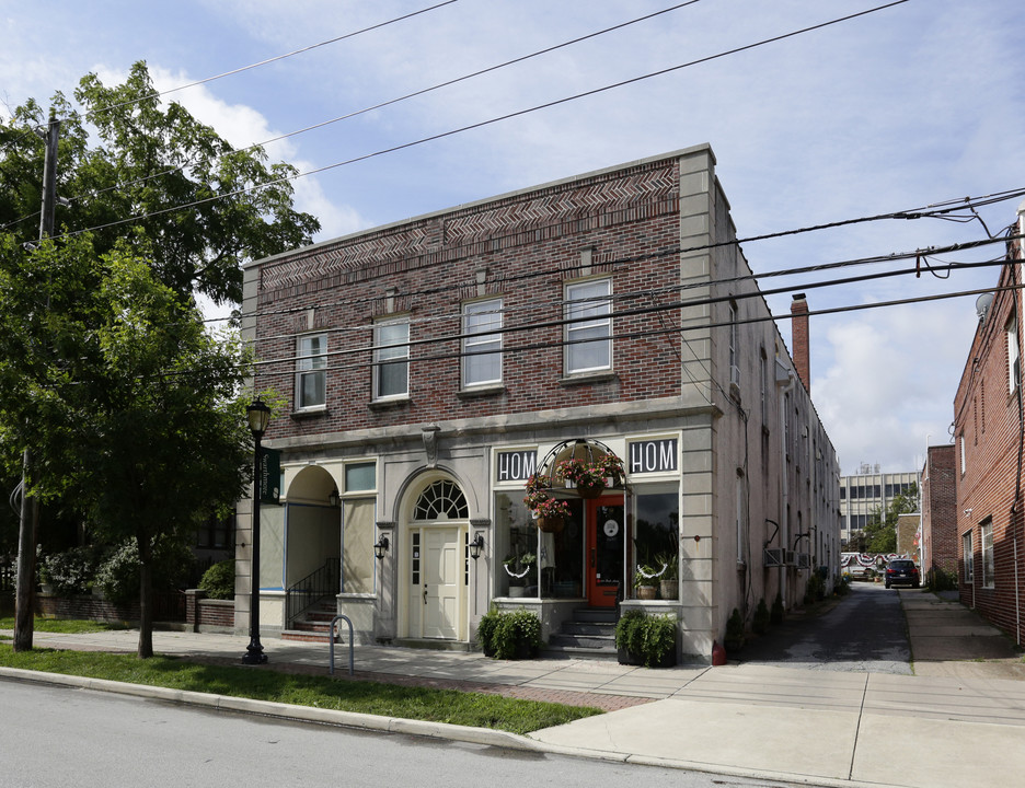 102-104 Park Ave in Swarthmore, PA - Building Photo