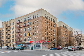 5 Minerva Pl in Bronx, NY - Building Photo - Primary Photo