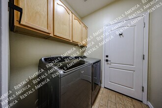 17219 N 19th Run in Phoenix, AZ - Building Photo - Building Photo