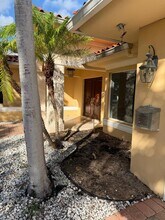 2015 Arch Creek Dr in North Miami, FL - Building Photo - Building Photo