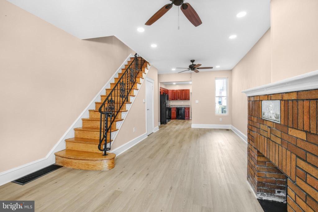 2944 Cedar St in Philadelphia, PA - Building Photo
