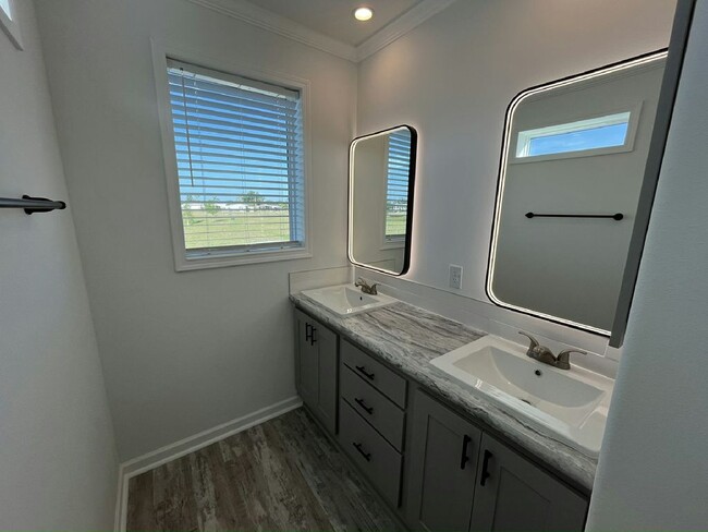 7812 Cameo Ln in Ellenton, FL - Building Photo - Building Photo