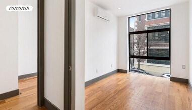 335 18th St in Brooklyn, NY - Foto de edificio - Building Photo
