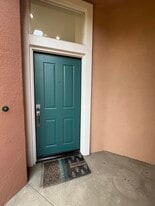 305 Marinella Aisle in Irvine, CA - Building Photo