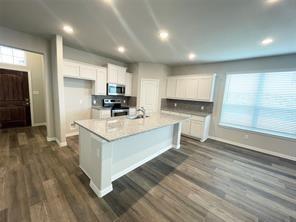 801 Porcupine Dr in Springtown, TX - Building Photo - Building Photo