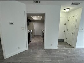 2526 Lemon Tree Ln in Orlando, FL - Building Photo - Building Photo