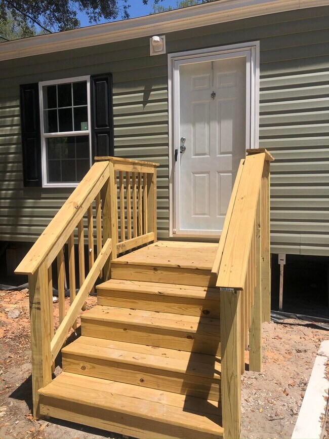 property at 60 Bayou Dr