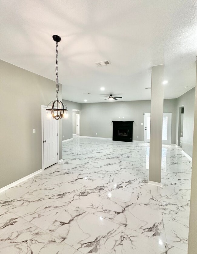 6502 Deorsam Loop in Killeen, TX - Building Photo - Building Photo