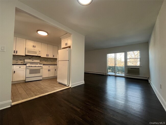 property at 75-50 Furmanville Ave