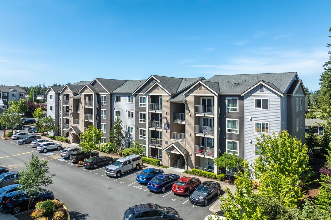 Gateway Apartments in Everett, WA - Building Photo