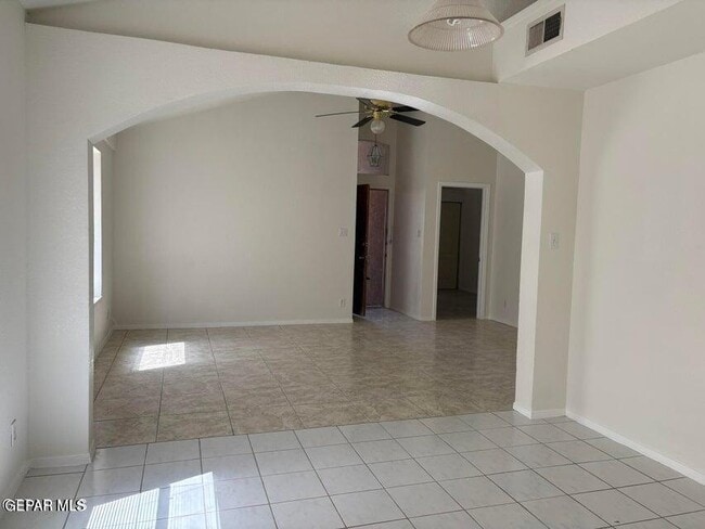 11803 Kings Arms Ct in El Paso, TX - Building Photo - Building Photo