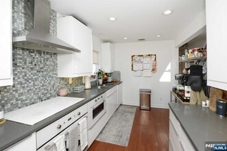 38-41 Taylor in Fair Lawn, NJ - Building Photo - Building Photo