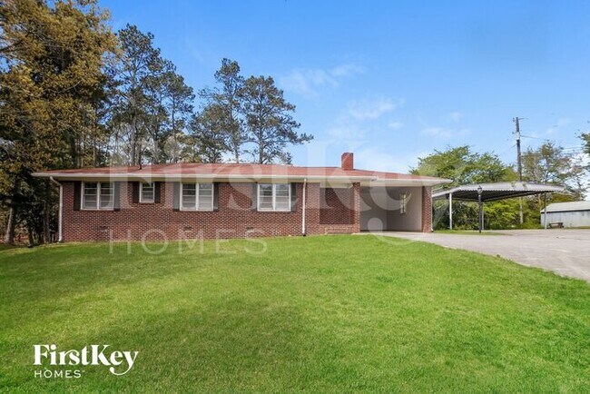 1005 Rocky Branch Rd in Villa Rica, GA - Foto de edificio - Building Photo