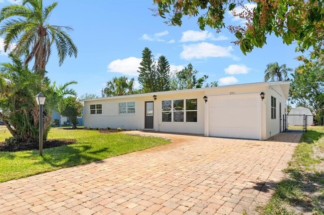property at 6732 Washington Pl