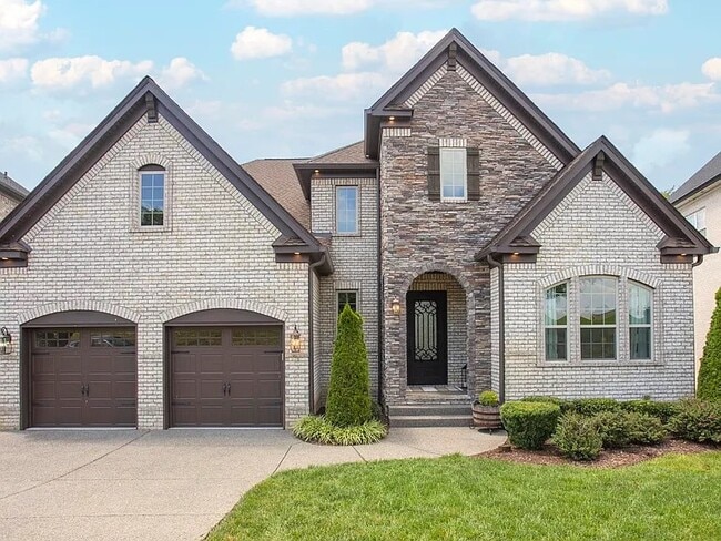 2024 Albatross Way in Gallatin, TN - Building Photo - Building Photo