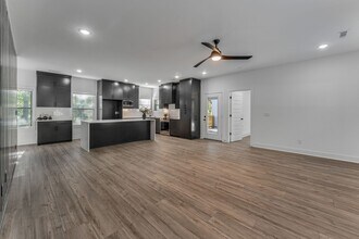 2 Clee Ln in Bella Vista, AR - Building Photo - Building Photo