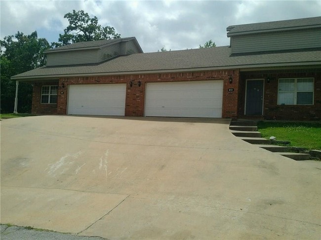 property at 261 Graystone Cir