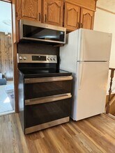 32 Partridge Pl in Canton, NC - Building Photo - Building Photo