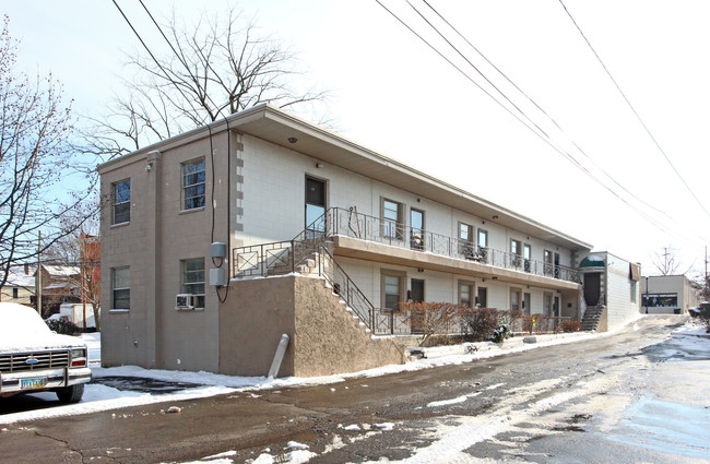 7382 E Main St in Reynoldsburg, OH - Building Photo - Building Photo