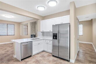 5443 Wheatberry Ct in North Las Vegas, NV - Building Photo - Building Photo