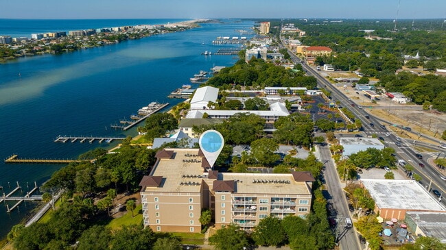 113 Brooks St SE in Fort Walton Beach, FL - Building Photo - Building Photo