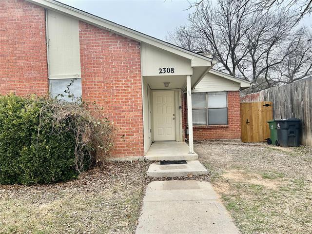 2308 Miguel Ln in Arlington, TX - Building Photo