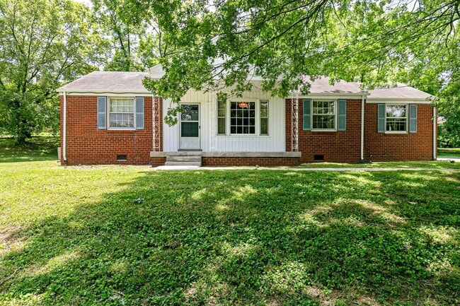 property at 4824 Lynn Dr