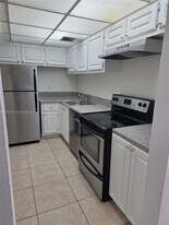 1800 Sans Souci Blvd, Unit 217 in North Miami, FL - Building Photo