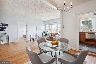 3901 Cathedral Ave NW in Washington, DC - Building Photo - Building Photo