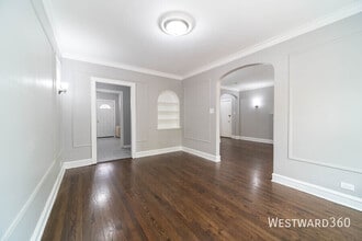 6510 N Hamilton Ave in Chicago, IL - Building Photo - Building Photo
