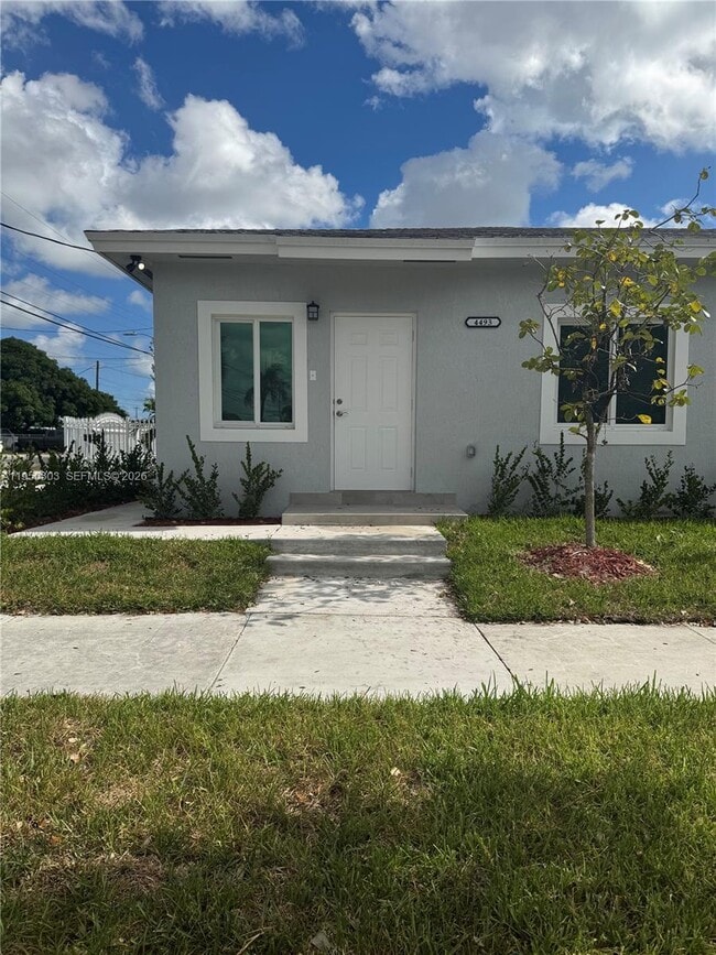 4493 NW 15th Ave in Miami, FL - Building Photo - Building Photo