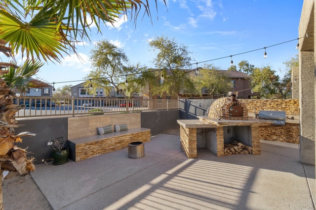 property at 470 N 168th Ln