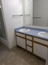 17985 SW 115th Ave in Tualatin, OR - Building Photo - Building Photo