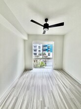 18631 NE 25th Pl, Unit 802 in Miami, FL - Building Photo - Building Photo